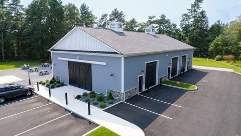 287 Tremont St Carver MA 02330