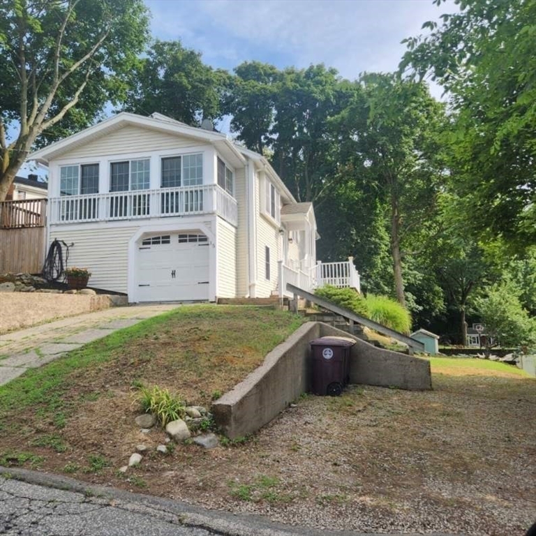 15 Suwanee Rd
