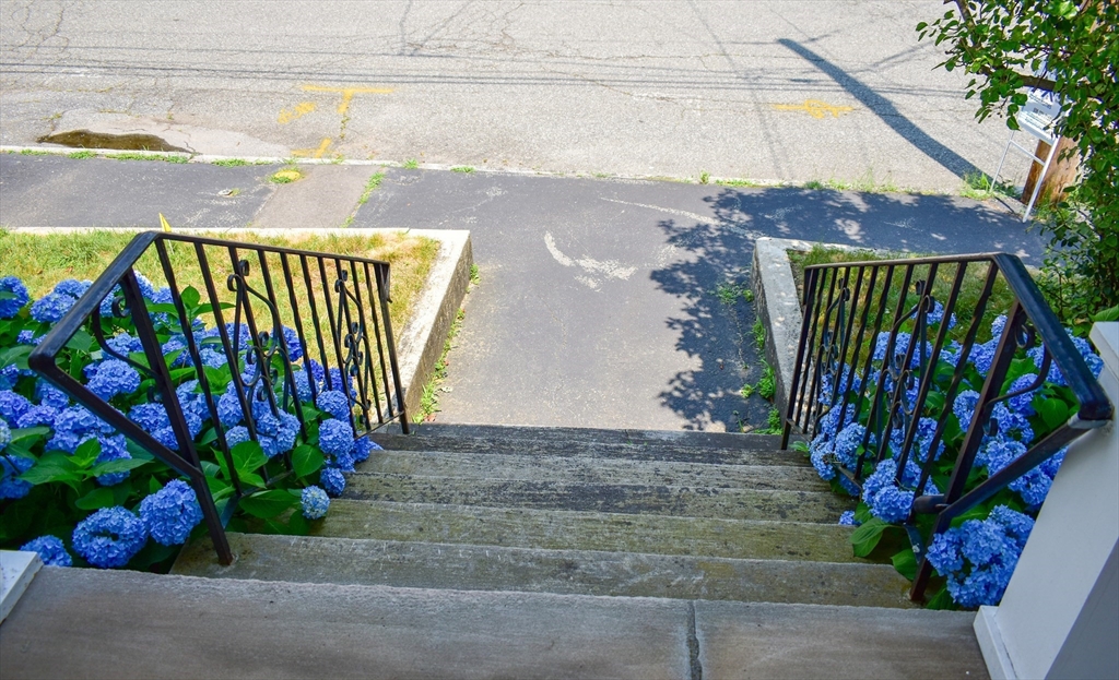 30 Troy St