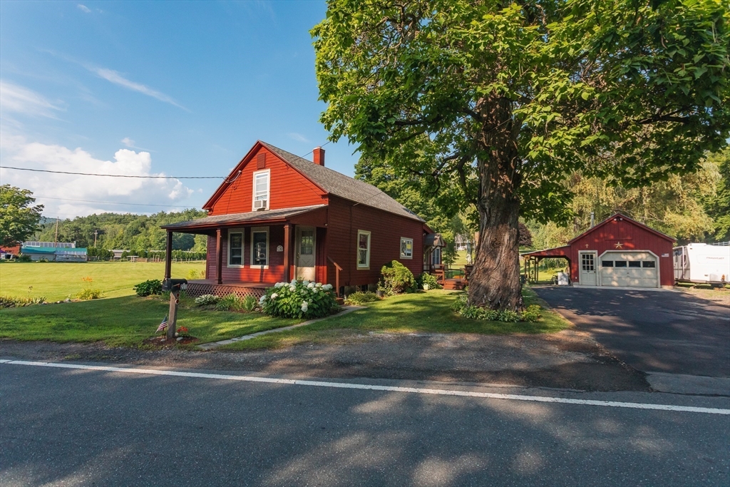 211 Main St