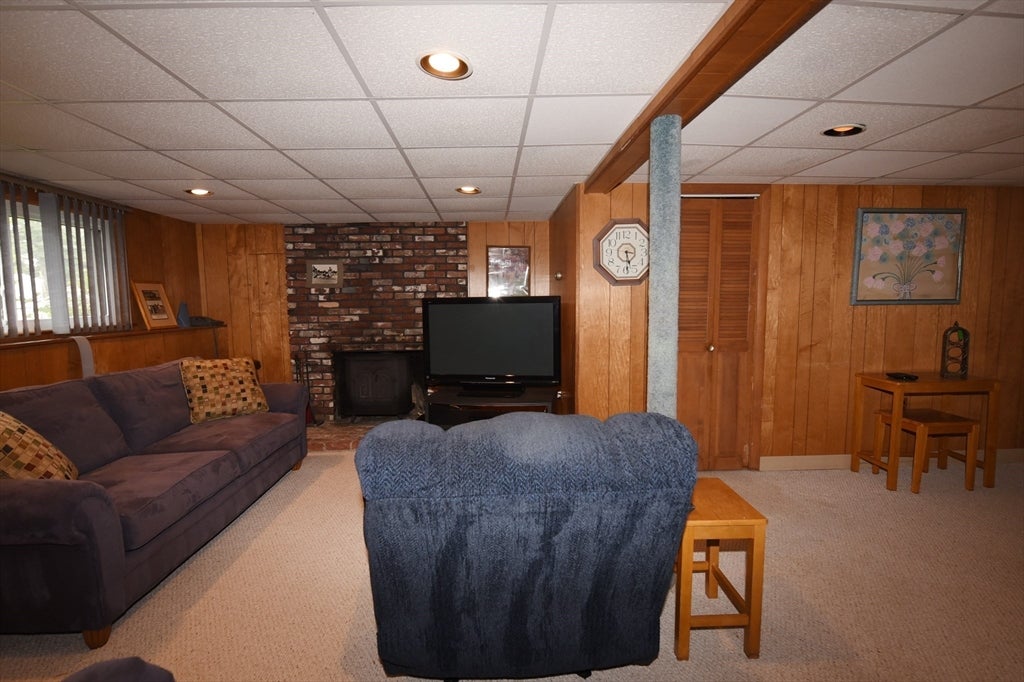 37 Thornton Ave, Brockton, MA, 37 Thornton Ave, Brockton, MA Photo #35