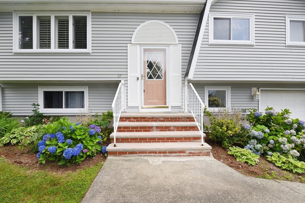 37 Thornton Ave, Brockton, MA, 37 Thornton Ave, Brockton, MA Photo #5