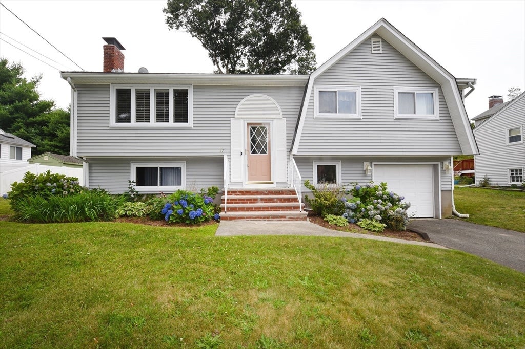 Photo of 37 Thornton Ave, Brockton, MA