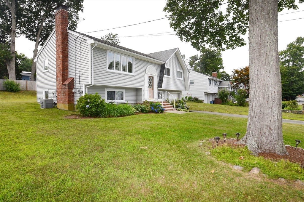 37 Thornton Ave, Brockton, MA, 37 Thornton Ave, Brockton, MA Photo #3