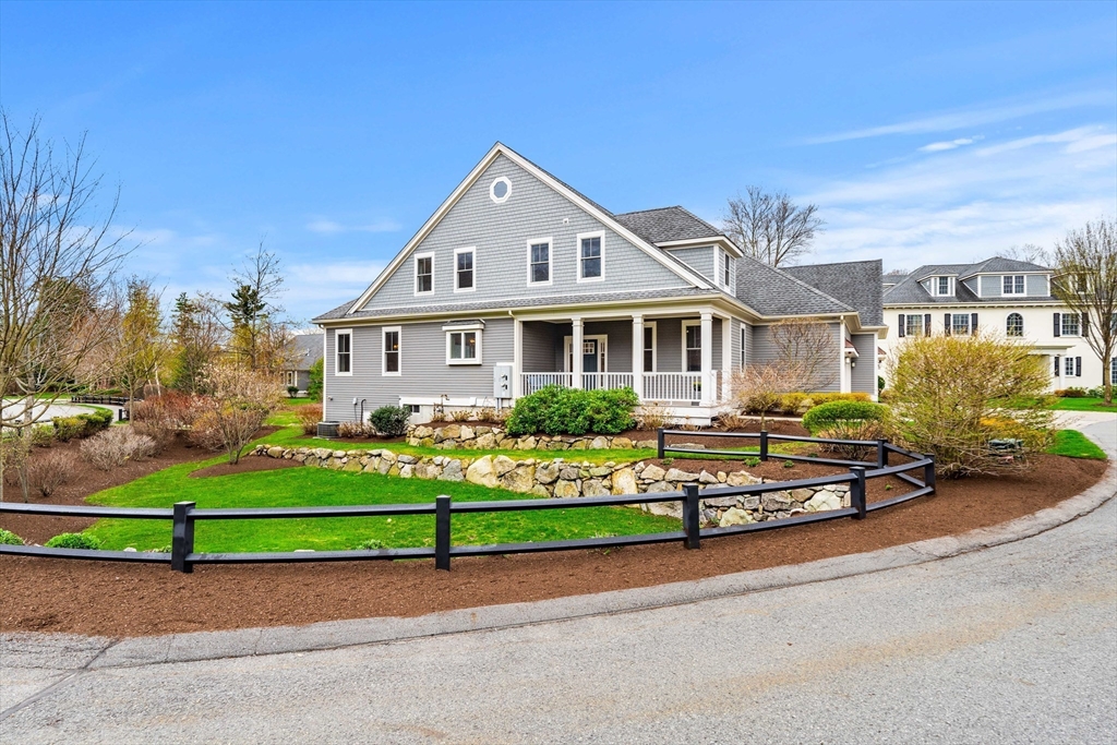 23 Woodmere Drive 13