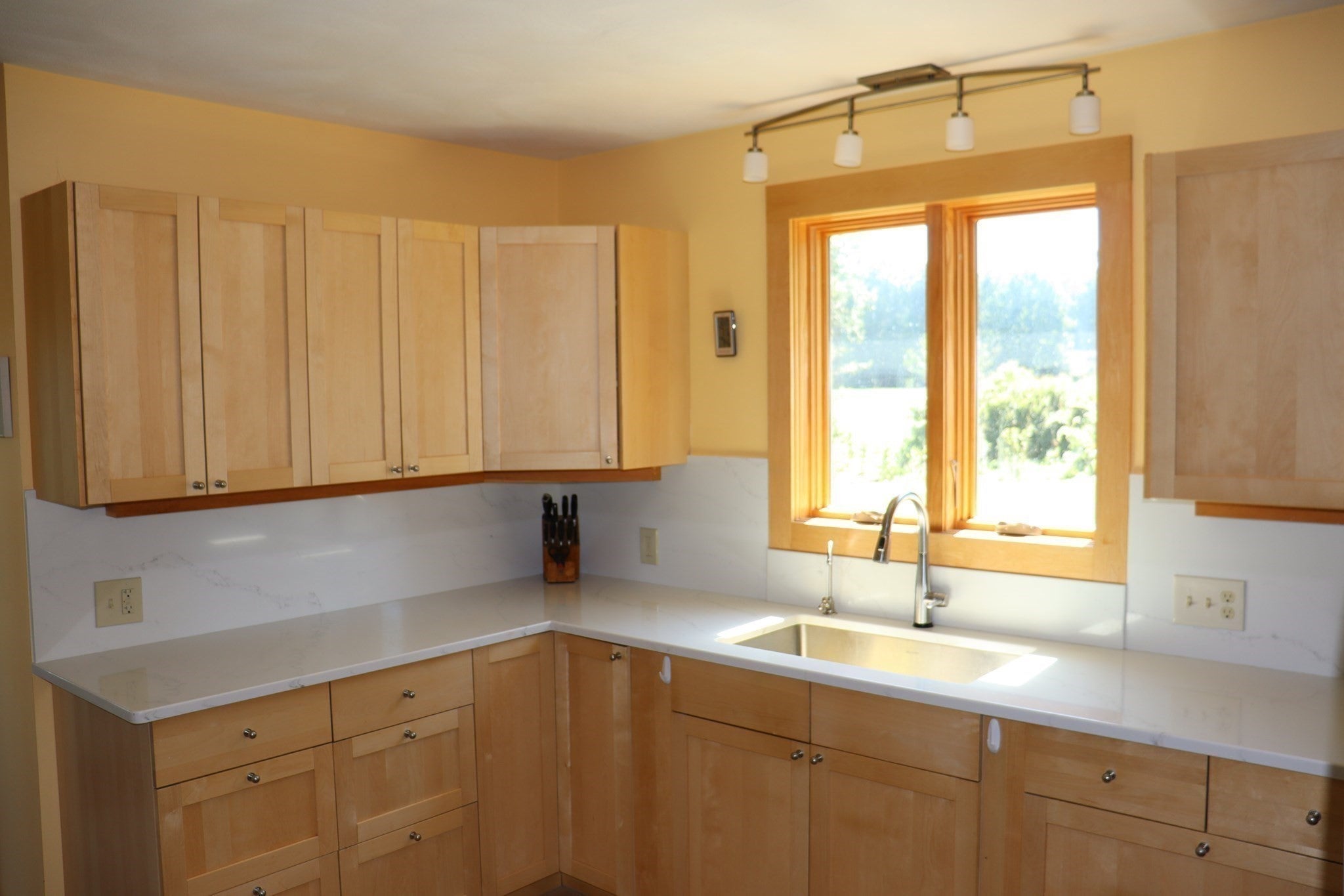 95 Huntington Rd, Hadley, MA Photo #15