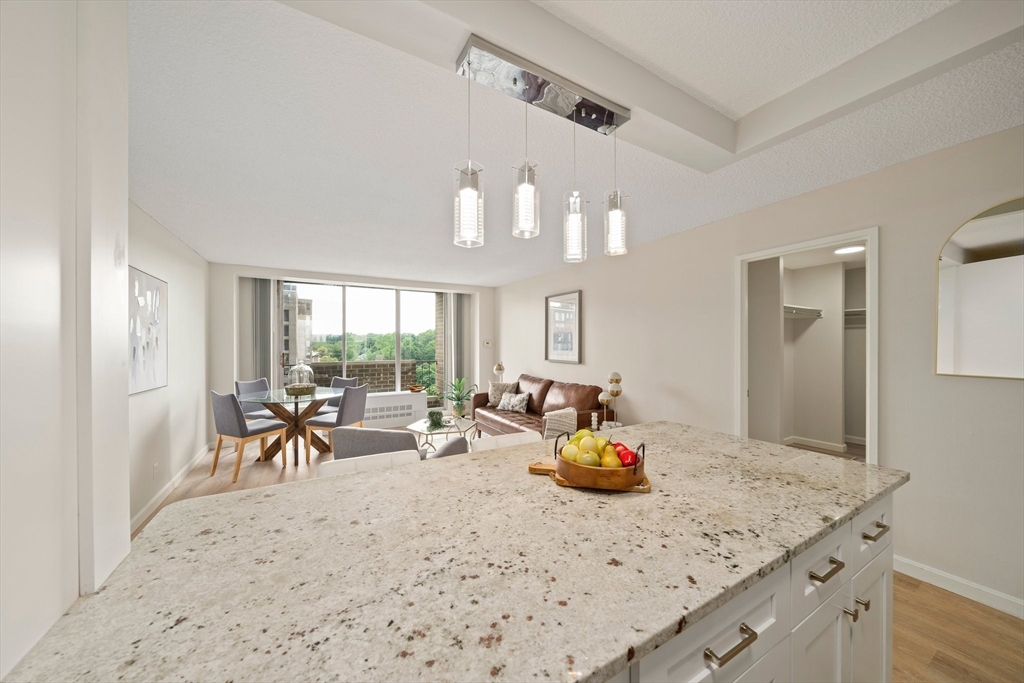 44 Washington St 1104