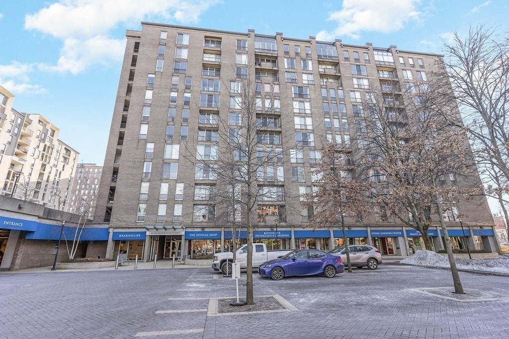 44 Washington St 1104
