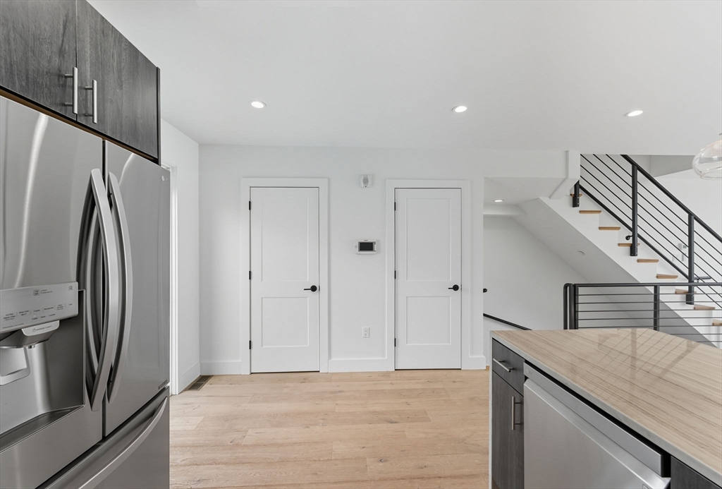 27 Carter St 2