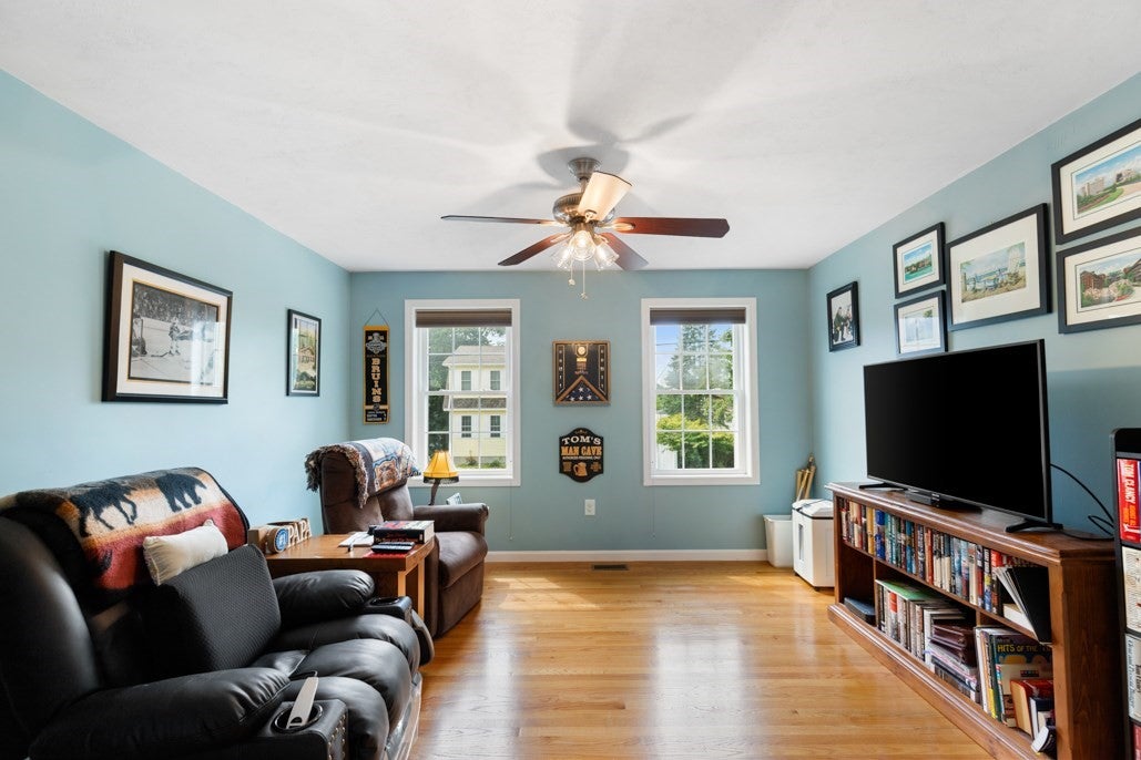 28 Glenside Ave, Billerica, MA, 28 Glenside Ave, Billerica, MA Photo #20