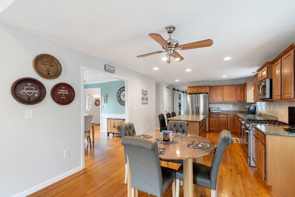 28 Glenside Ave, Billerica, MA, 28 Glenside Ave, Billerica, MA Photo #13
