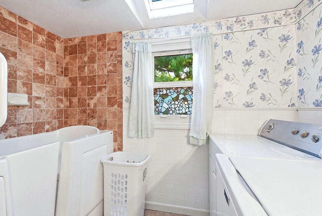 51 Maple St, Weymouth, MA, 51 Maple St, Weymouth, MA Photo #14