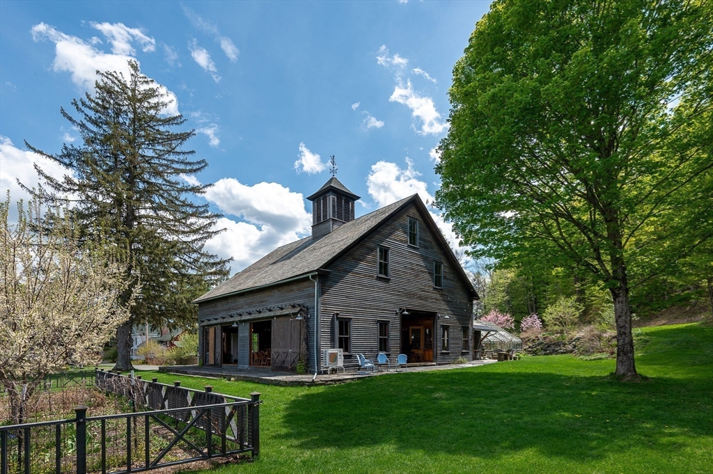 14 South St, Ashfield, MA Photo #22