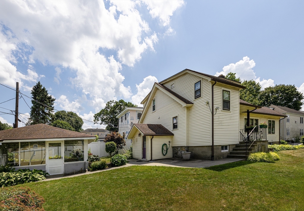 24 Puritan Ave