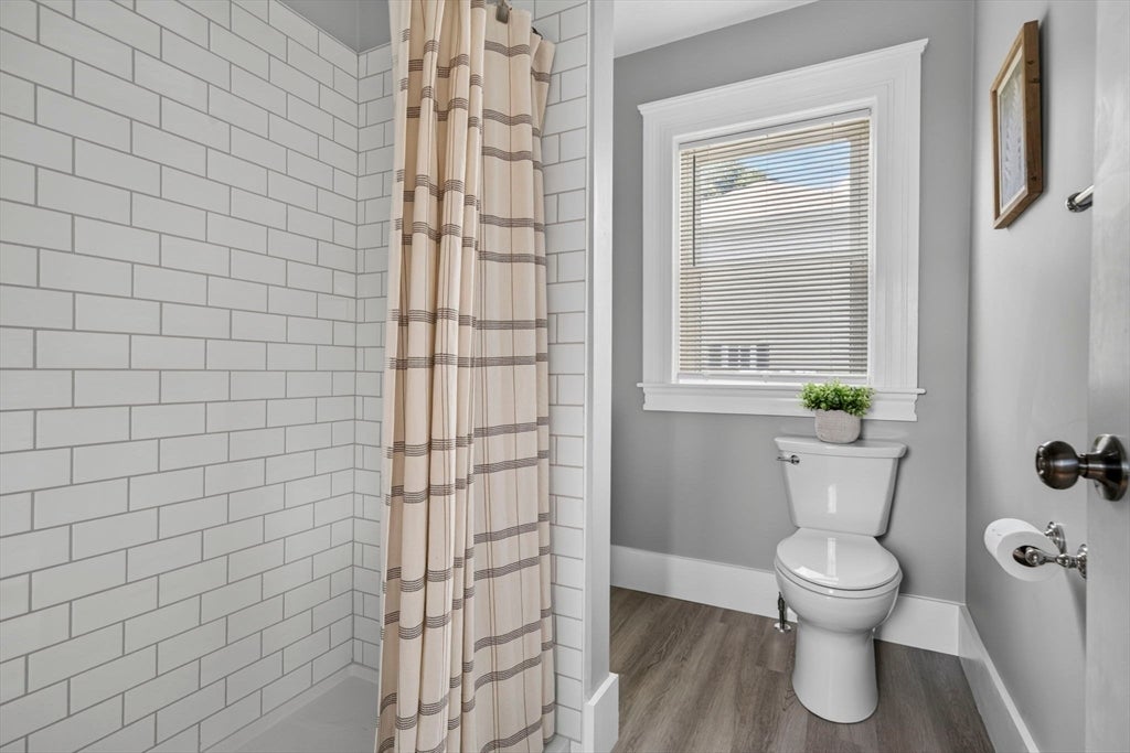 43 Laurel St, Clinton, MA Photo #16