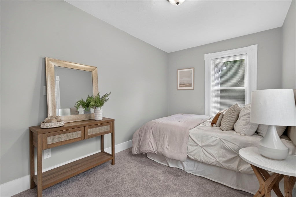 43 Laurel St, Clinton, MA Photo #17