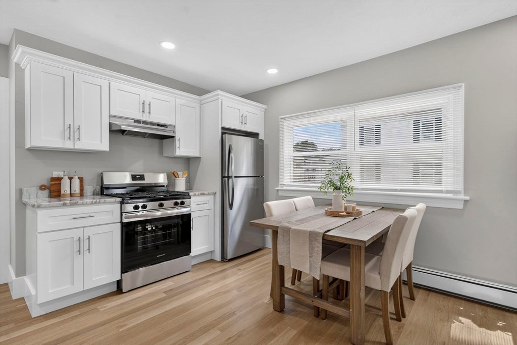 43 Laurel St, Clinton, MA Photo #11