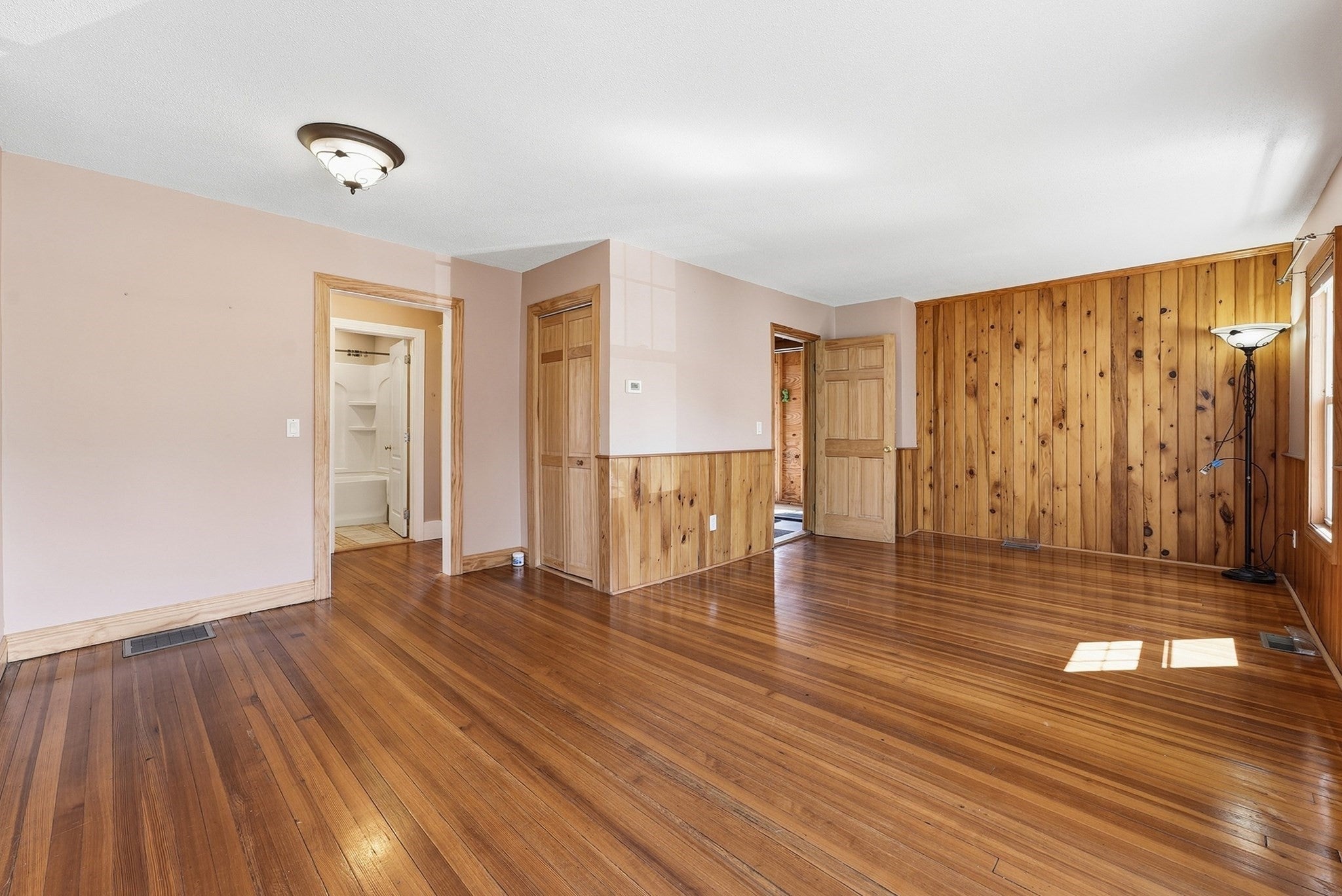 102 Lemuel Ave, Chicopee, MA, 102 Lemuel Ave, Chicopee, MA Photo #10