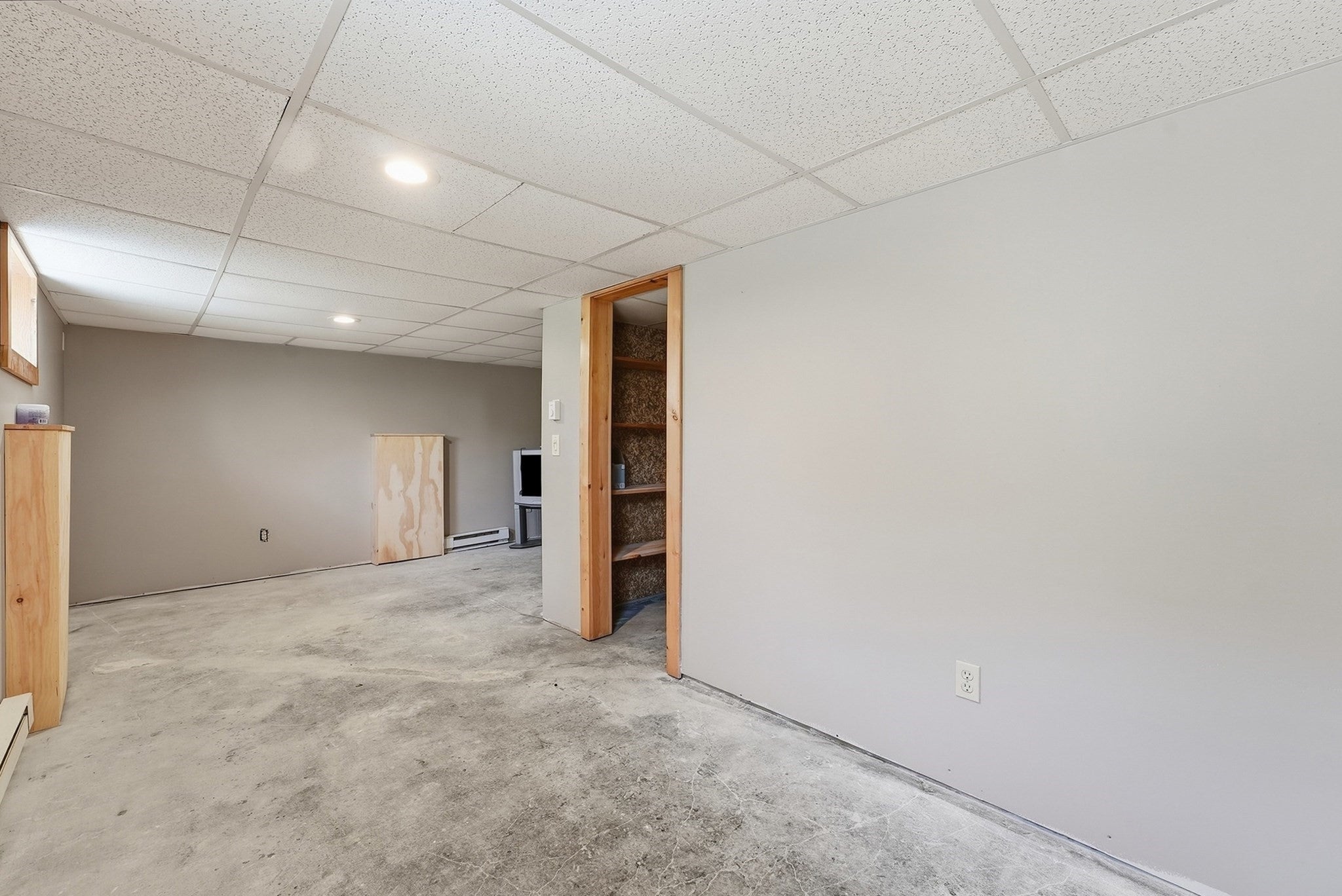 102 Lemuel Ave, Chicopee, MA, 102 Lemuel Ave, Chicopee, MA Photo #27