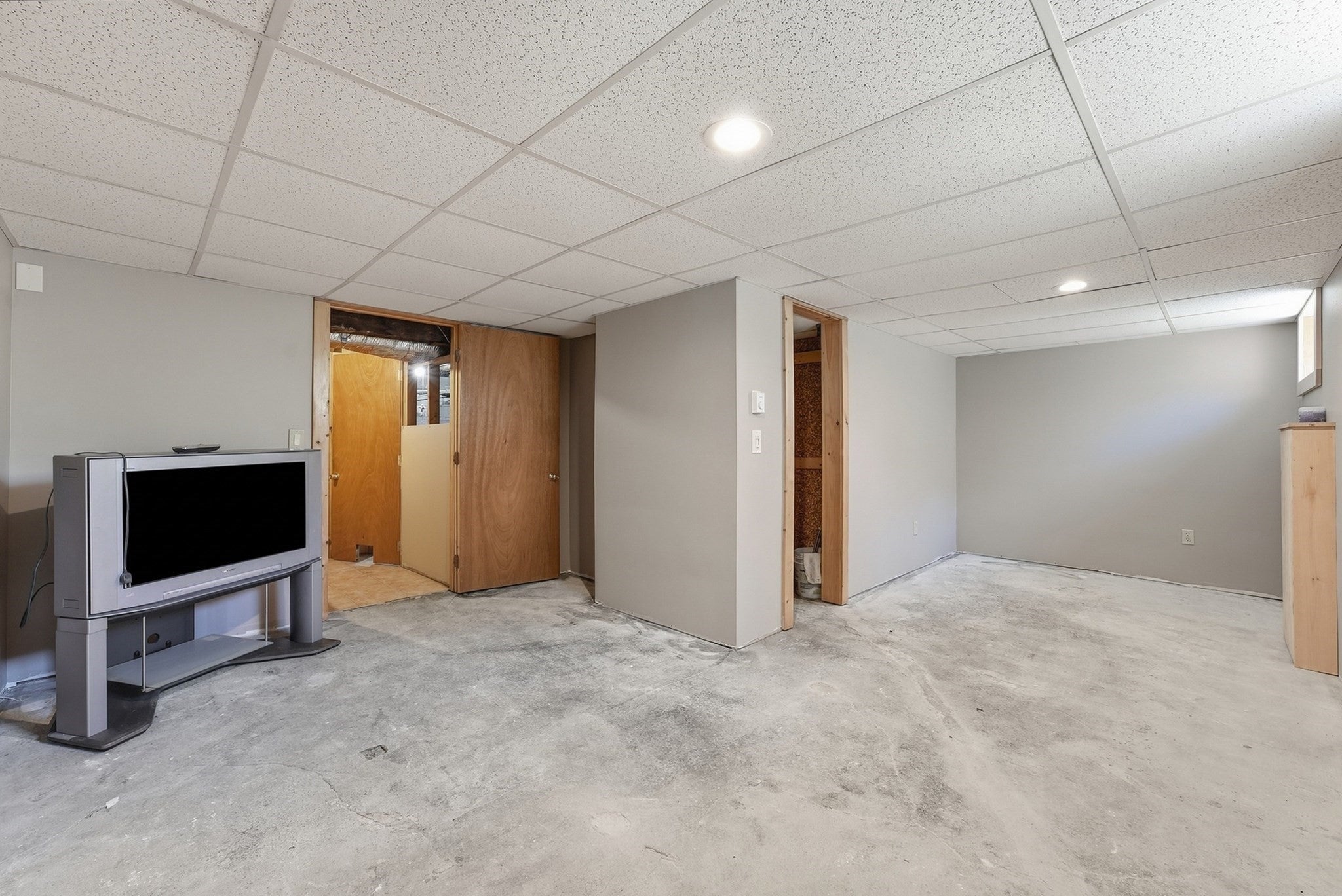 102 Lemuel Ave, Chicopee, MA, 102 Lemuel Ave, Chicopee, MA Photo #26