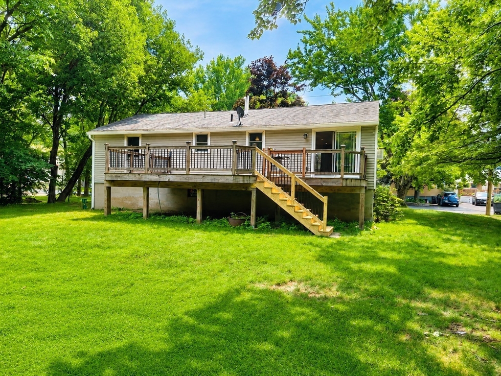 44 Hanscom Ave