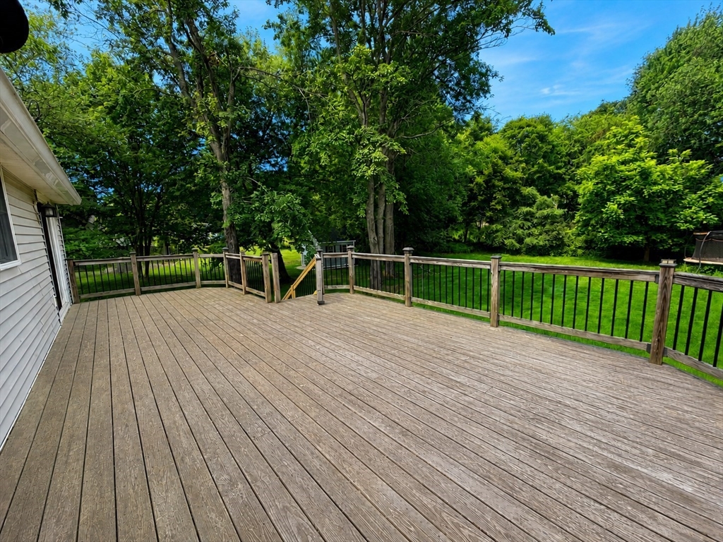 44 Hanscom Ave