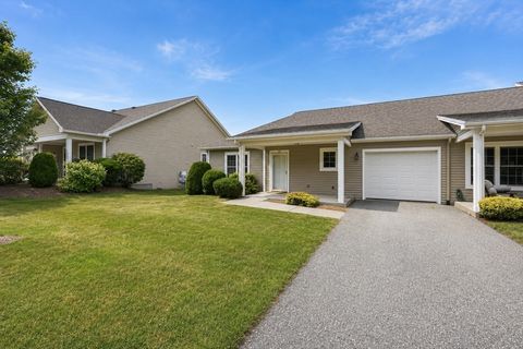 Photo of 137 Cherry Drive #137, Wilbraham, MA 01095 (MLS # 73544472)