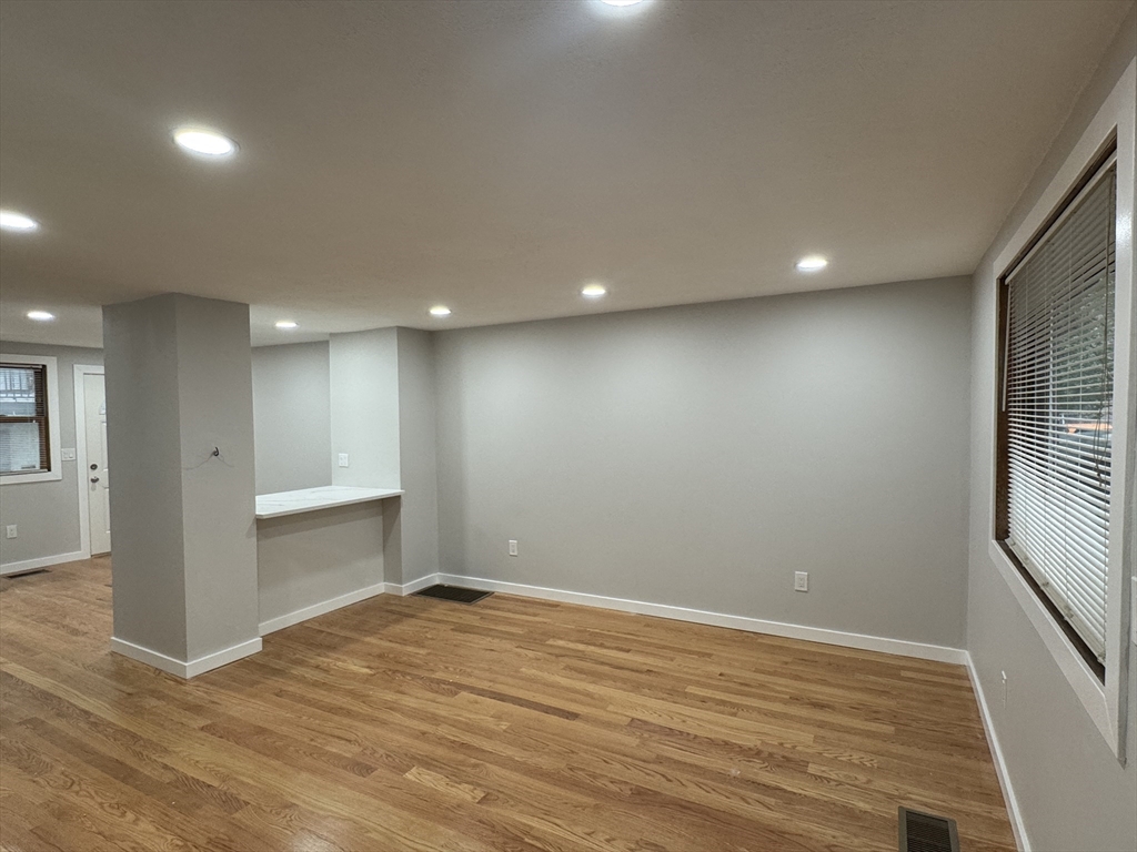 41 Ashford St 41