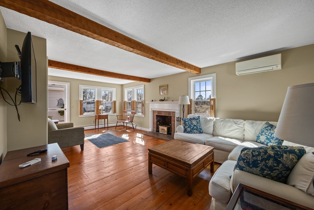 40 Fisk St
