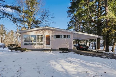 27 Thurston Pl Fitchburg MA 01420