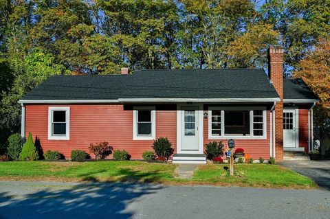 24 Causeway Terrace Leominster MA 01453