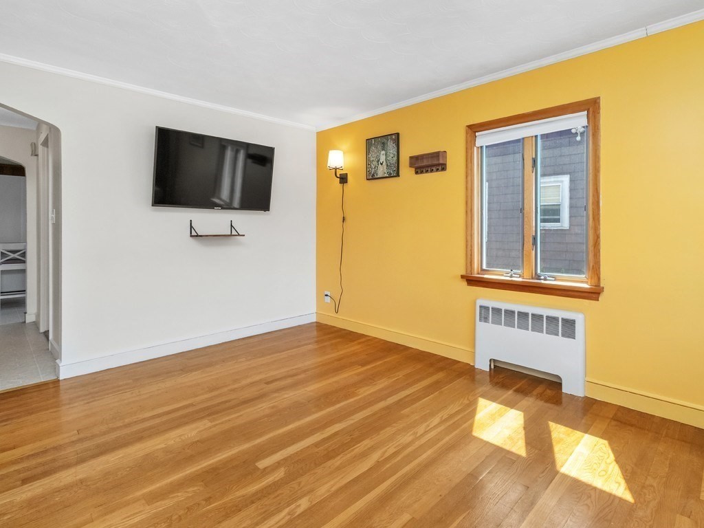 49 Hollace Street, Waltham, MA Photo #10