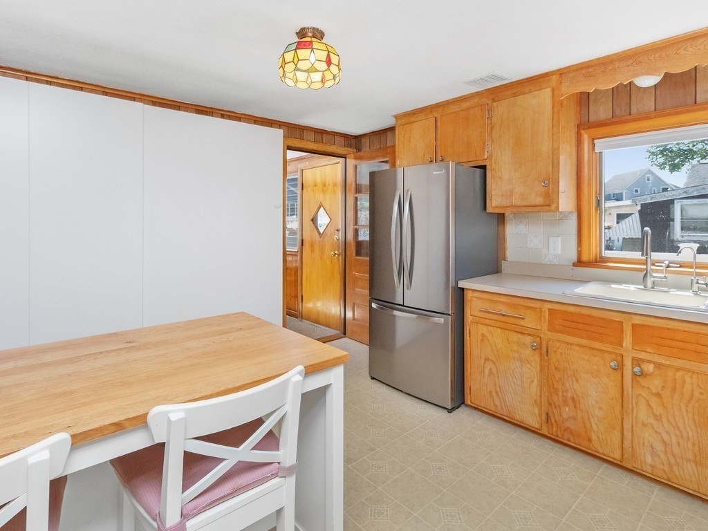 49 Hollace Street, Waltham, MA Photo #4
