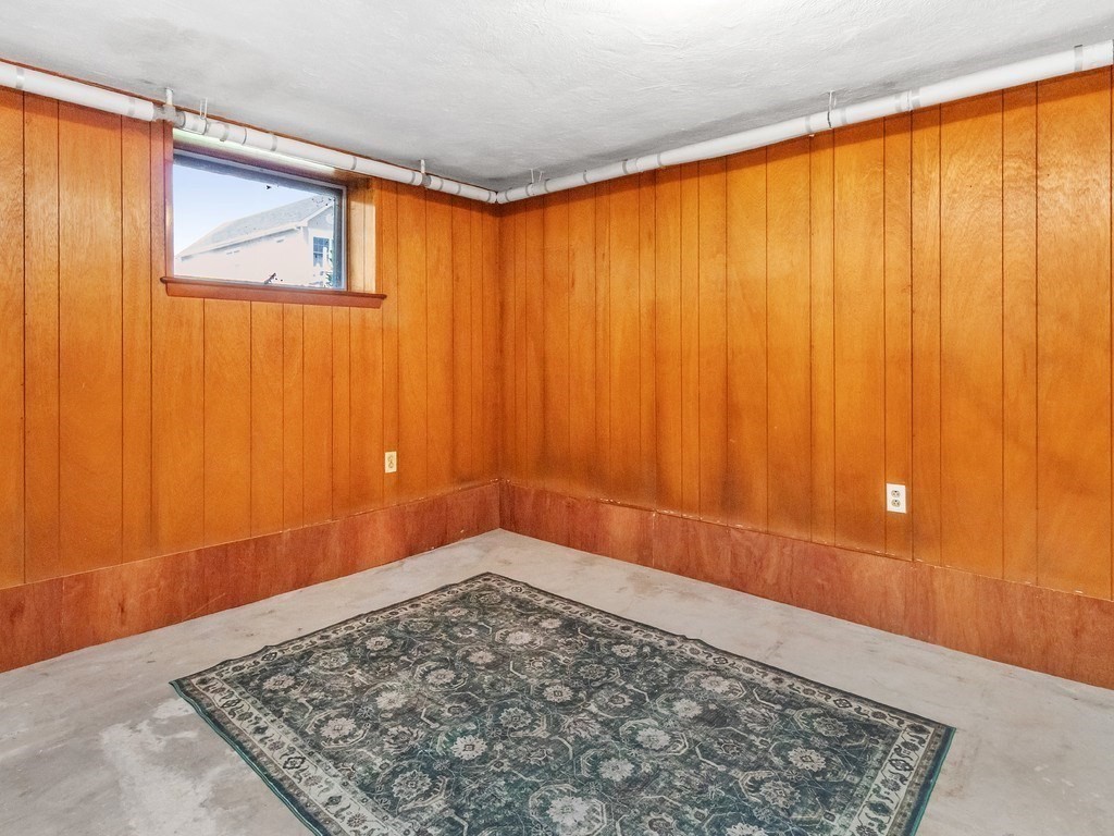 49 Hollace Street, Waltham, MA Photo #24