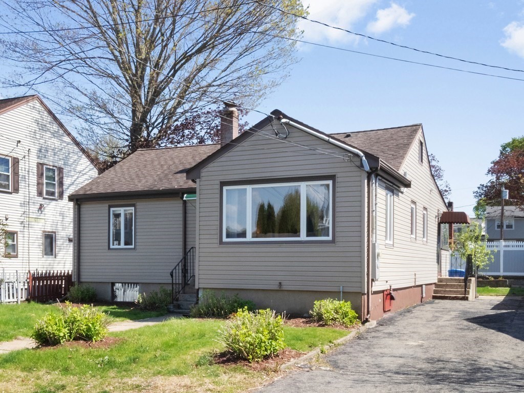 49 Hollace Street, Waltham, MA Photo #31