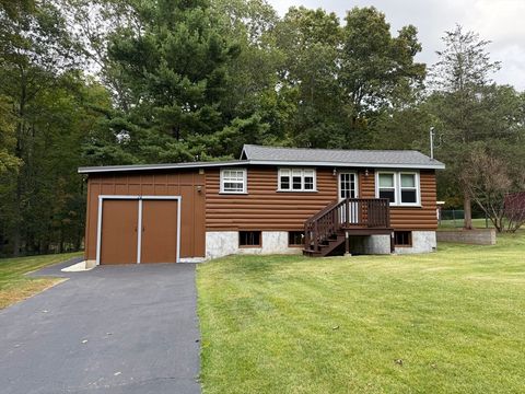 14 Kruger Rd Hopkinton MA 01748