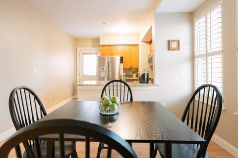 99 Crowninshield Rd 99 Brookline MA 02446