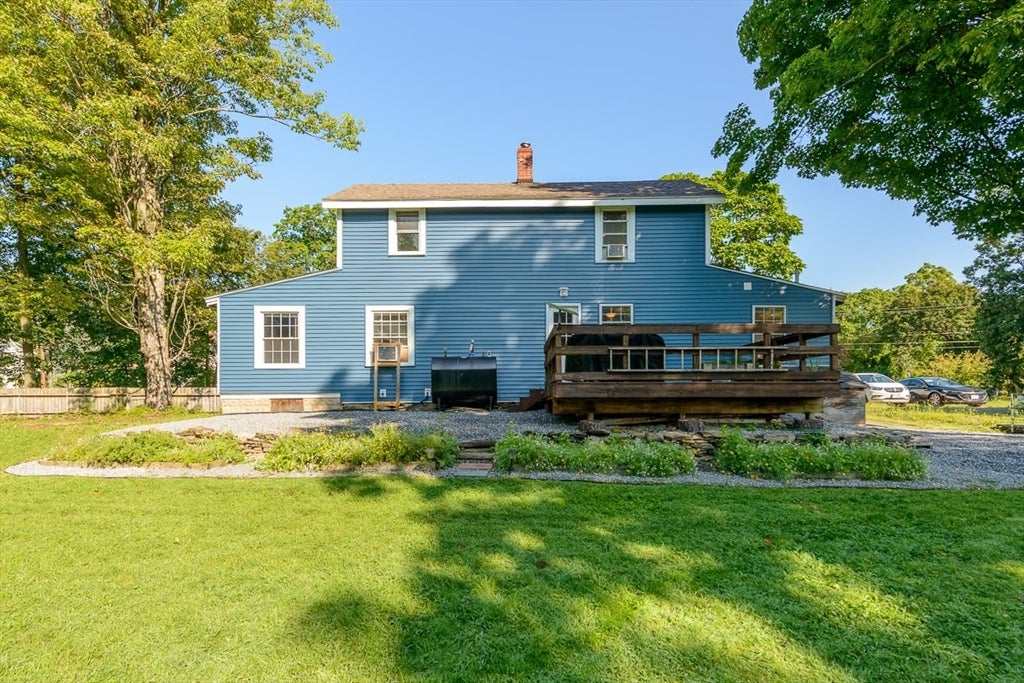 50 Whiting St, Lunenburg, MA Photo #2