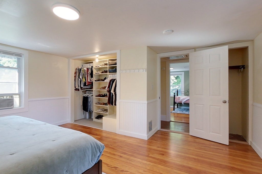 50 Whiting St, Lunenburg, MA Photo #16