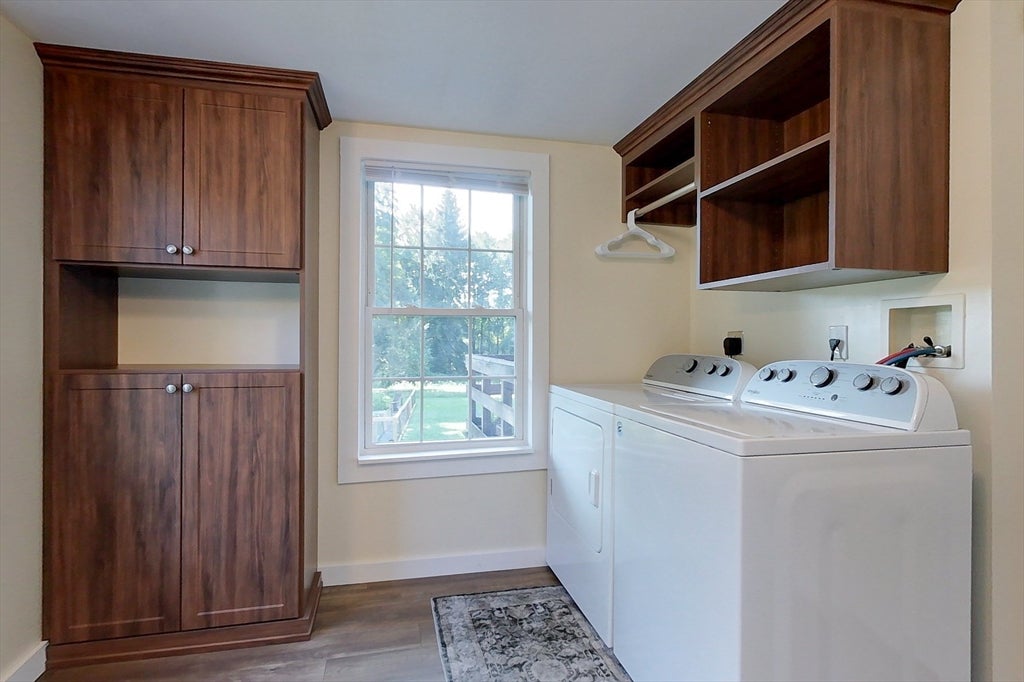 50 Whiting St, Lunenburg, MA Photo #14