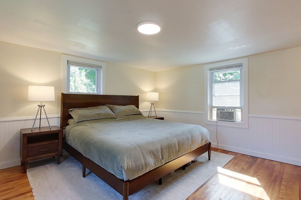 50 Whiting St, Lunenburg, MA Photo #15