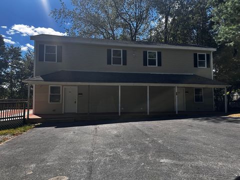 Photo of 26 Main St #2, Spencer, MA 01562 (MLS # 73461198)