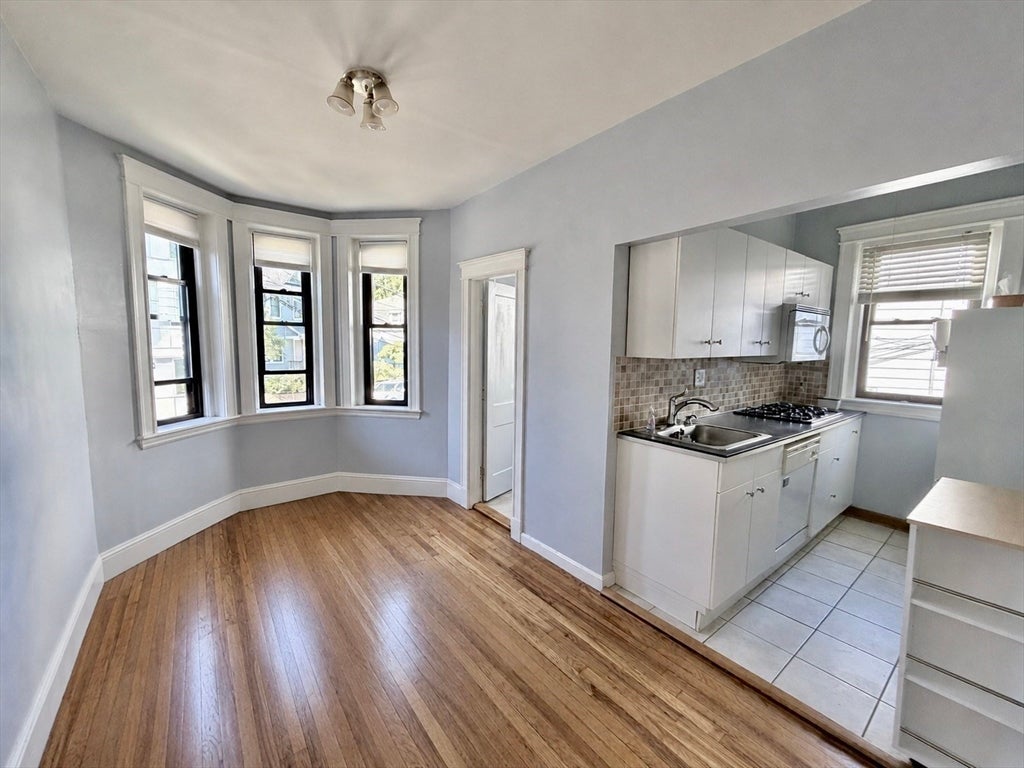 43 Glenville Ave 8