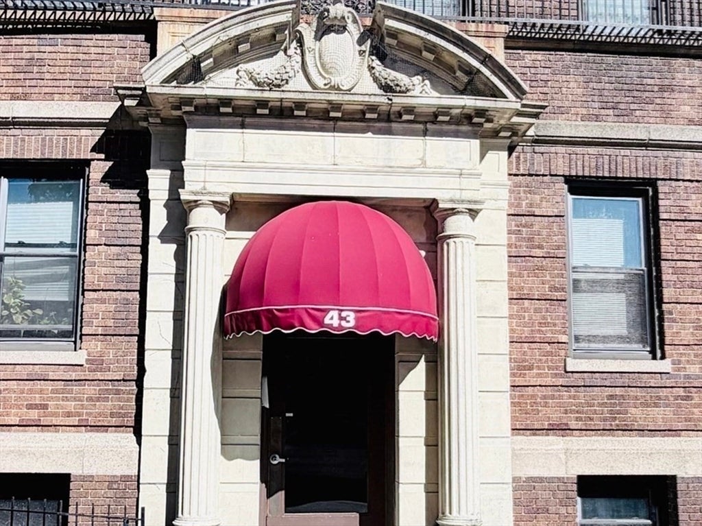 43 Glenville Ave #8, Boston, MA Photo #22