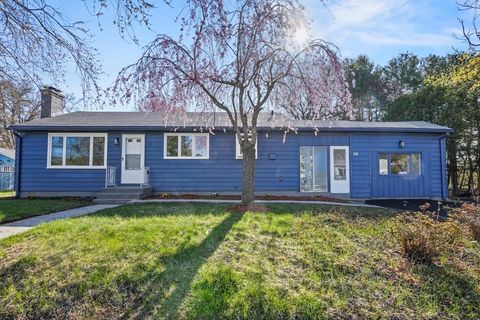 11 Kinglet Dr Shrewsbury MA 01545