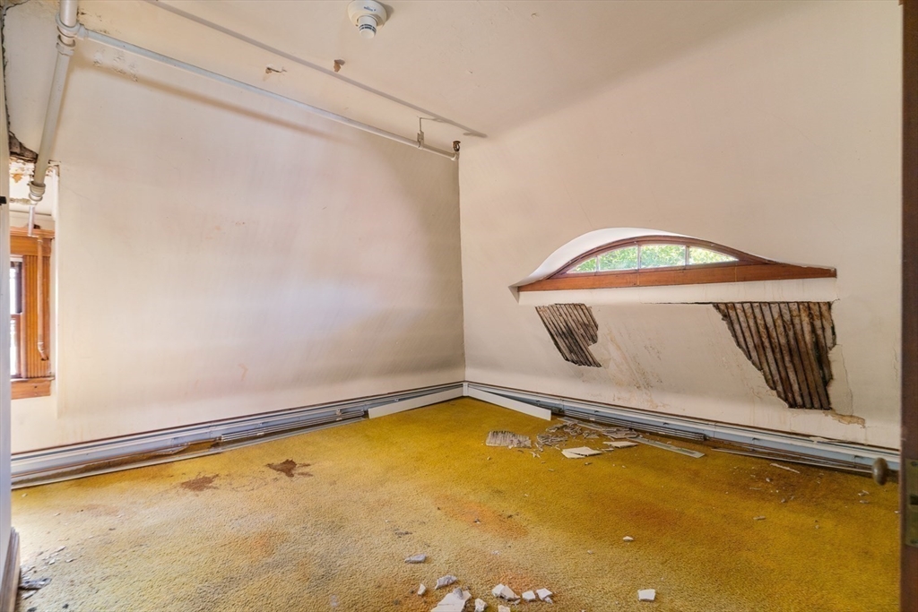 Somerville, Massachusetts 02143, United States, ,Commercial,Active,203728