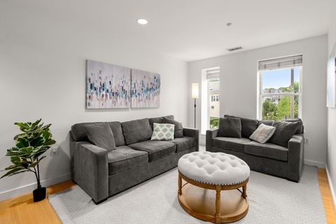 99 Chestnut Hill Avenue 212 Boston MA 02135