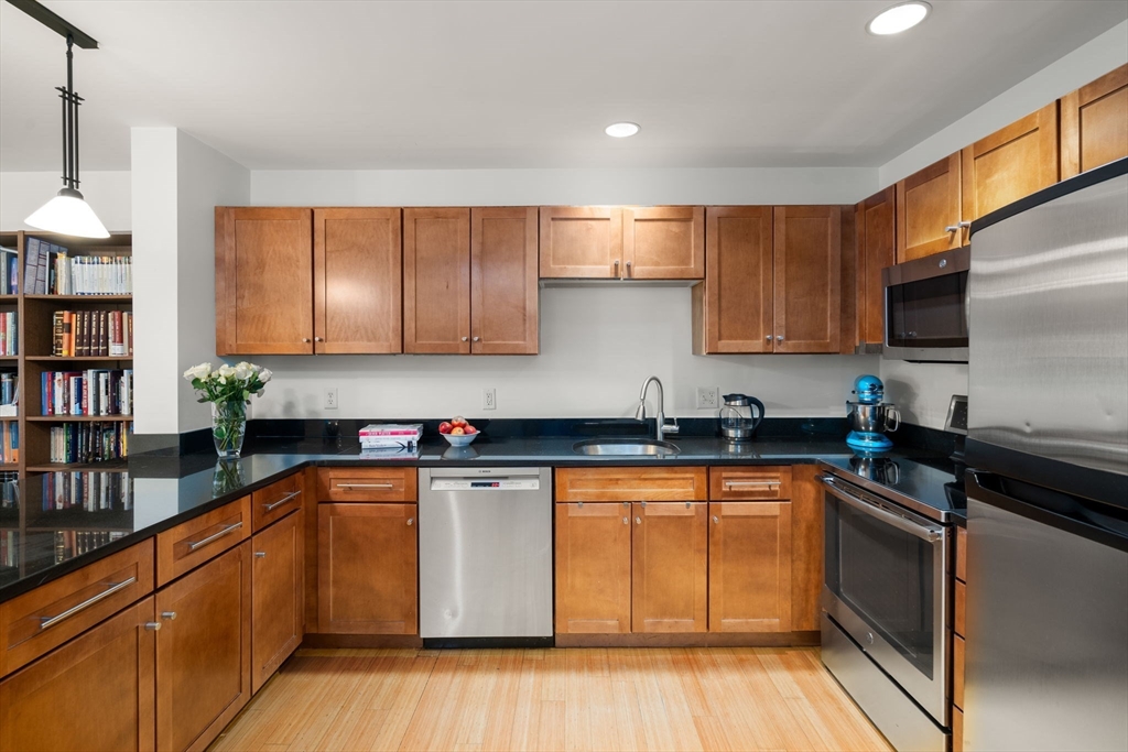 99 Chestnut Hill Avenue 212