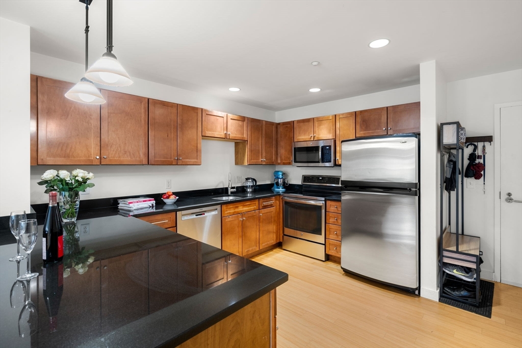 99 Chestnut Hill Avenue 212