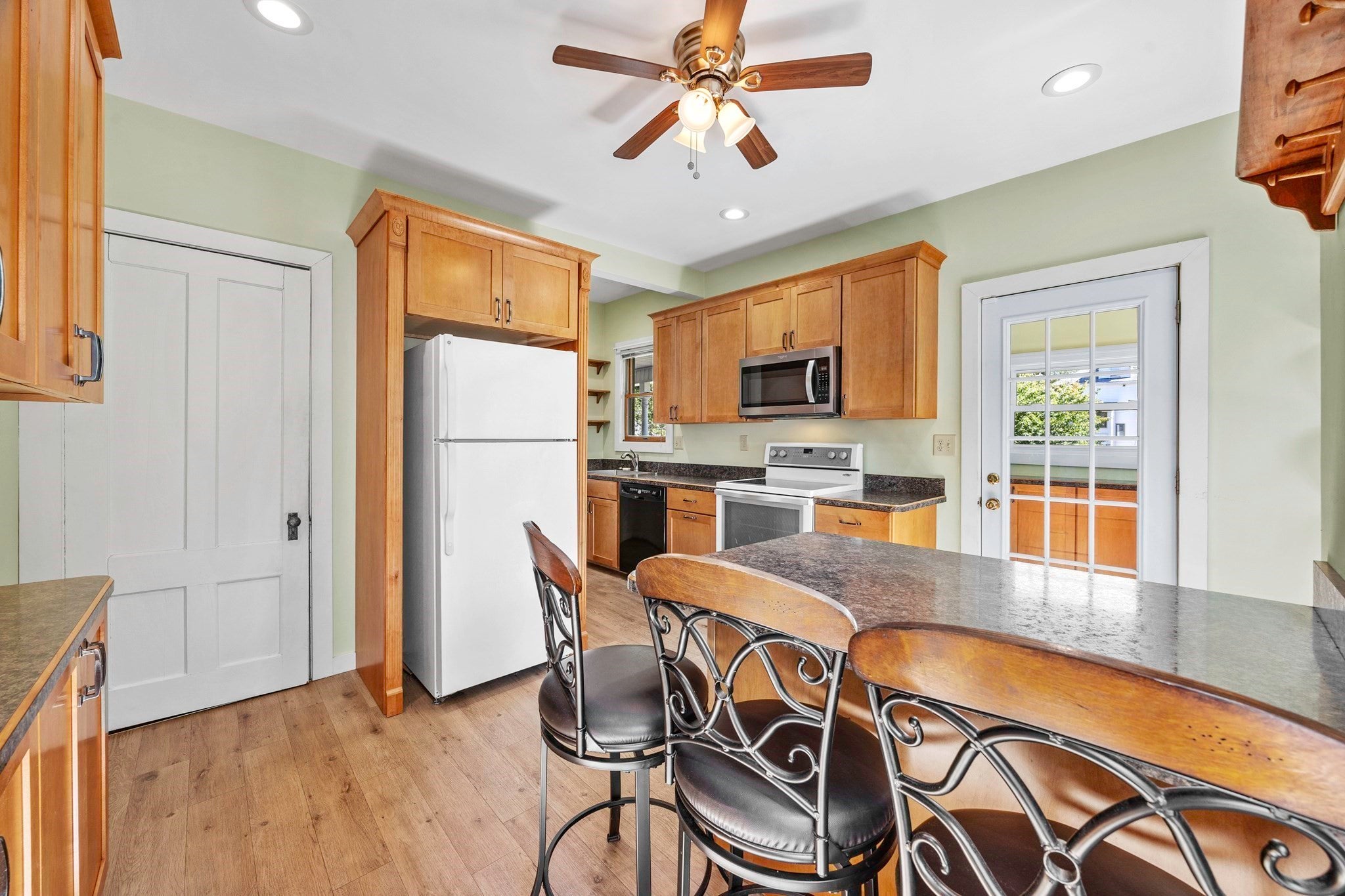 66 Nonotuck St, Holyoke, MA, 66 Nonotuck St, Holyoke, MA Photo #25